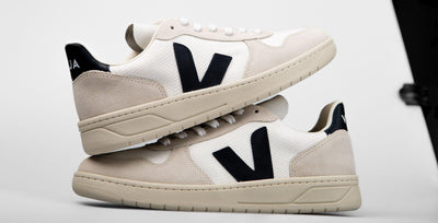 Veja V-10 B-Mesh in White/Nautico