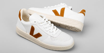 Veja V-10 Leather in White/Camel