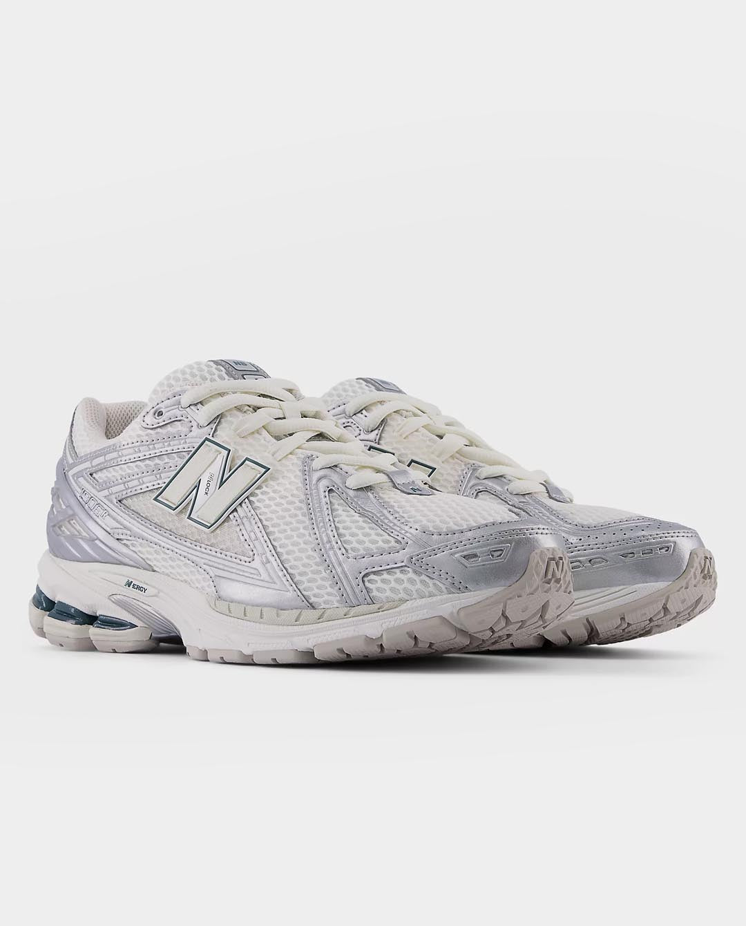 New Balance - 1906 Shoe - Silver/Sea Salt Shoes New Balance