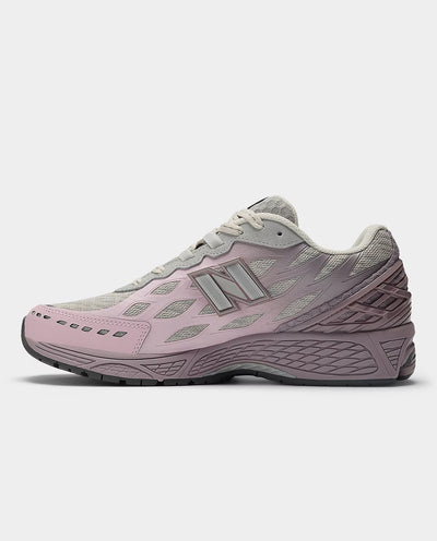 New Balance - 1906 Shoe - Pink Shoes New Balance