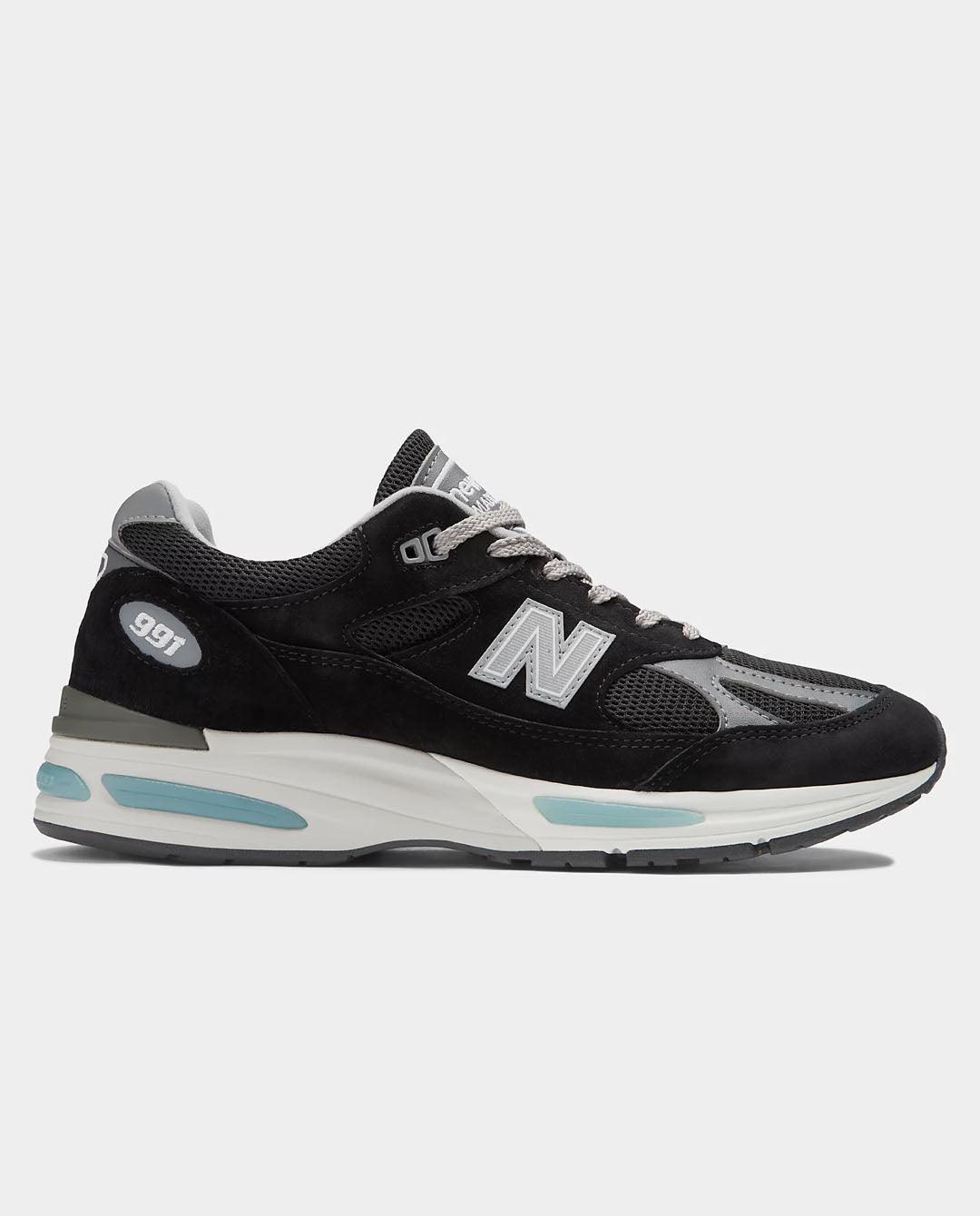 New Balance - Made in UK 991v2 Shoe - Black Shoes New Balance   