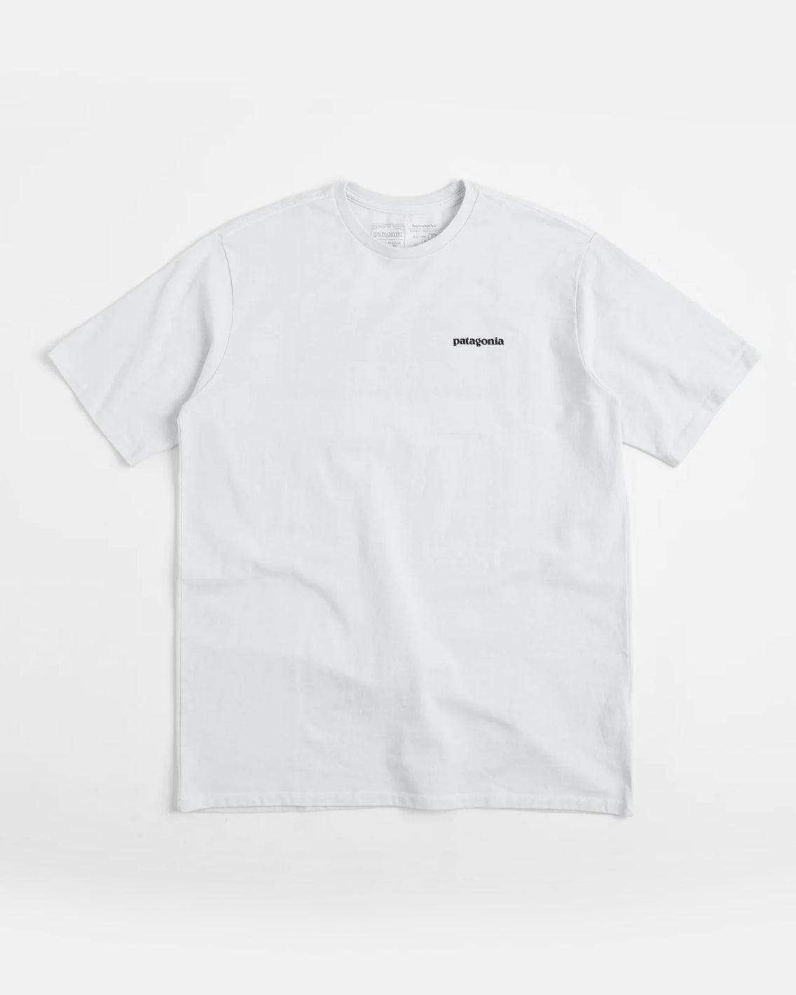 Patagonia - M's P-6 Logo Responsibili Tee - White T-Shirts Patagonia   