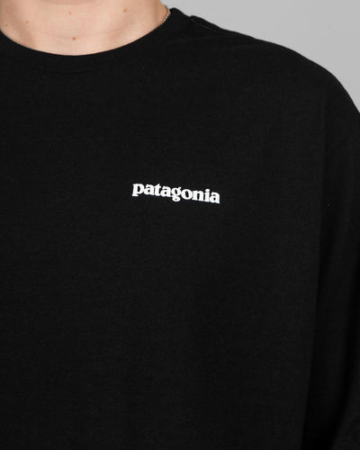 Patagonia - M's P-6 Logo Responsibili Tee - Black T-Shirts Patagonia   